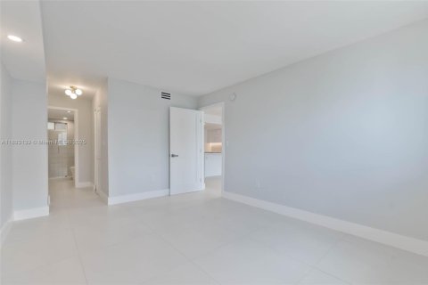 Copropriété à louer à Miami Beach, Floride: 1 chambre, 69.86 m2 № 1947253 - photo 22