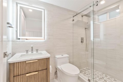 Copropriété à louer à Miami Beach, Floride: 1 chambre, 69.86 m2 № 1947253 - photo 5