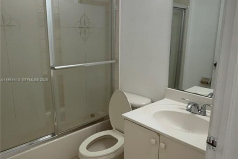 Adosado en alquiler en Homestead, Florida, 4 dormitorios, 146.79 m2 № 2026781 - foto 12