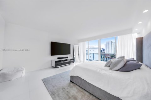 Condo in Aventura, Florida, 5 bedrooms № 2088572 - photo 27