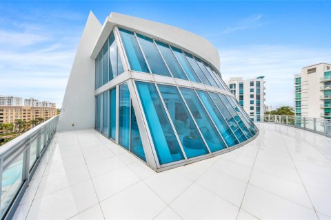 Condo in Aventura, Florida, 5 bedrooms № 2088572 - photo 6