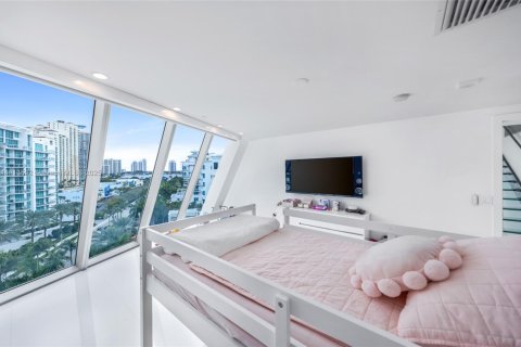 Condo in Aventura, Florida, 5 bedrooms № 2088572 - photo 20
