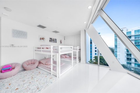 Condo in Aventura, Florida, 5 bedrooms № 2088572 - photo 17