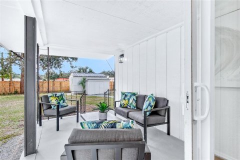 Villa ou maison à vendre à Sanford, Floride: 4 chambres, 123.1 m2 № 2397070 - photo 27