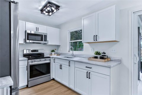 Villa ou maison à vendre à Sanford, Floride: 4 chambres, 123.1 m2 № 2397070 - photo 7