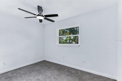 Villa ou maison à vendre à Sanford, Floride: 4 chambres, 123.1 m2 № 2397070 - photo 16