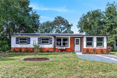Villa ou maison à Sanford, Floride 4 chambres, 123.1 m2 № 2397070