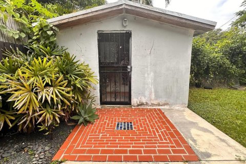 Снять в аренду виллу или дом в Майами, Флорида 3 спальни, 147.71м2, № 1954178 - фото 27