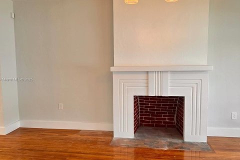 Снять в аренду виллу или дом в Майами, Флорида 3 спальни, 147.71м2, № 1954178 - фото 6