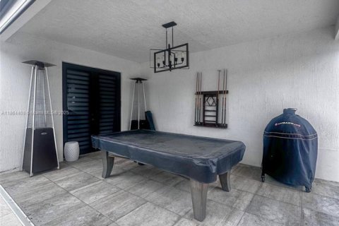 Снять в аренду виллу или дом в Майами, Флорида 5 спален, 390.65м2, № 1922160 - фото 29