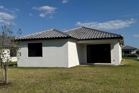 House in Ave Maria, Florida 3 bedrooms, 160.35 sq.m. № 1794564 - photo 14