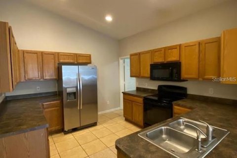 Apartment in Poinciana, Florida 3 bedrooms, 119.19 sq.m. № 2231838 - photo 5
