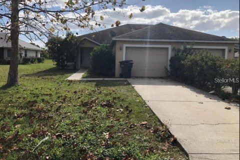 Apartment in Poinciana, Florida 3 bedrooms, 119.19 sq.m. № 2231838