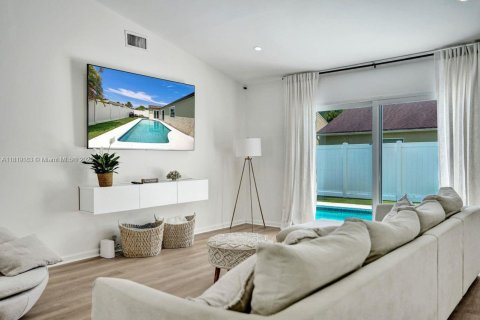 House in Boca Raton, Florida 3 bedrooms, 126.72 sq.m. № 1776328 - photo 28