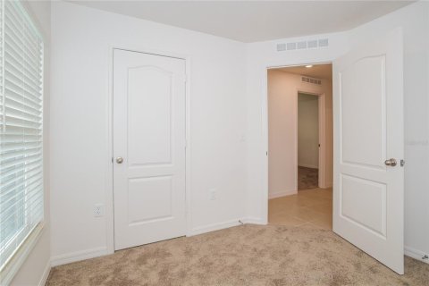 House in Mascotte, Florida 4 bedrooms, 171.13 sq.m. № 1918313 - photo 10