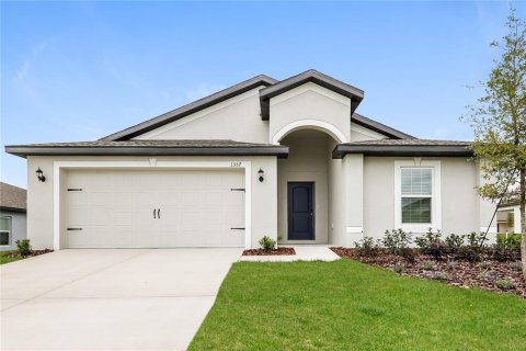 House in Mascotte, Florida 4 bedrooms, 171.13 sq.m. № 1918313 - photo 1