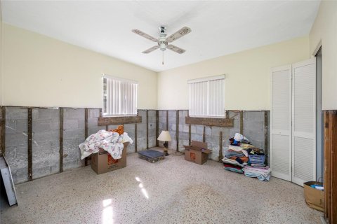 House in Saint Petersburg, Florida 2 bedrooms, 75.25 sq.m. № 1609475 - photo 15