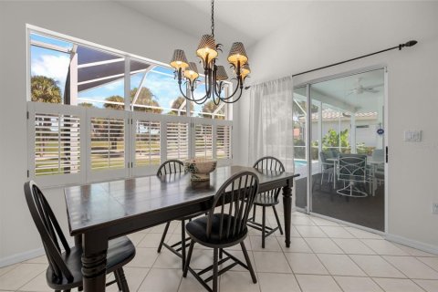 Villa ou maison à vendre à Sarasota, Floride: 3 chambres, 187.66 m2 № 2400997 - photo 22