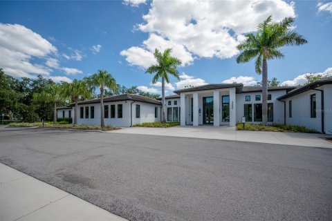 Villa ou maison à vendre à Sarasota, Floride: 3 chambres, 187.66 m2 № 2400997 - photo 17