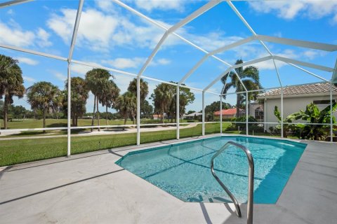 Villa ou maison à vendre à Sarasota, Floride: 3 chambres, 187.66 m2 № 2400997 - photo 9