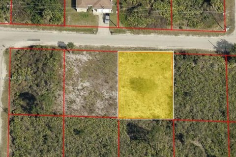 House in Lehigh Acres, Florida 3 bedrooms № 1859643 - photo 5