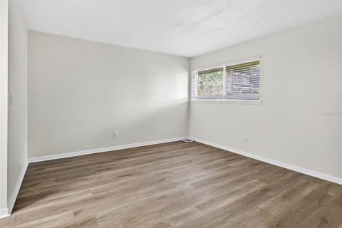 Снять в аренду кондоминиум в Тампа, Флорида 2 спальни, 99.22м2, № 1798152 - фото 17