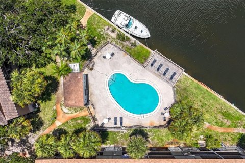 Снять в аренду кондоминиум в Тампа, Флорида 2 спальни, 99.22м2, № 1798152 - фото 26