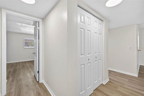 Снять в аренду кондоминиум в Тампа, Флорида 2 спальни, 99.22м2, № 1798152 - фото 11