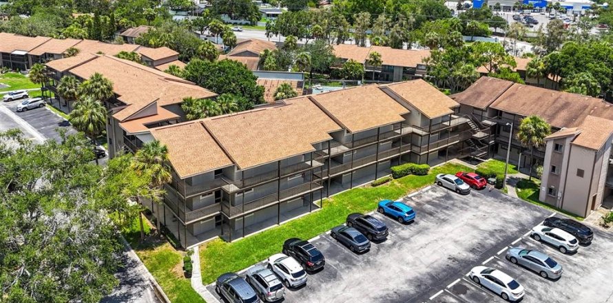Condominio en Tampa, Florida, 2 dormitorios № 1798152
