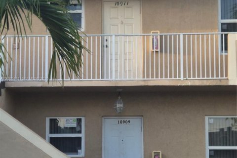 Appartement à louer à Coral Springs, Floride: 2 chambres № 2416057 - photo 2