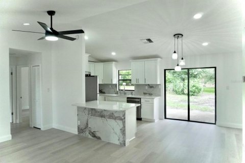 Casa en alquiler en Deltona, Florida, 3 dormitorios, 112.5 m2 № 1895075 - foto 7