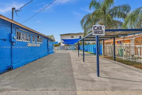 Купить виллу или дом в Майами, Флорида № 2034430 - фото 7