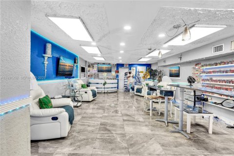 Купить виллу или дом в Майами, Флорида № 2034430 - фото 12