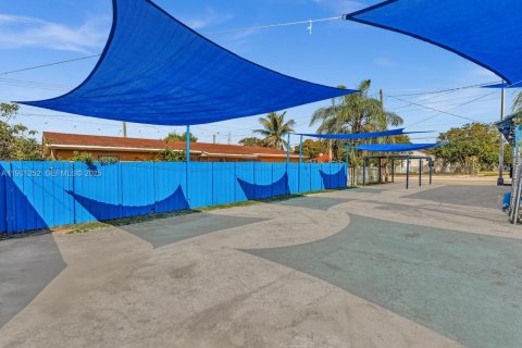 Купить виллу или дом в Майами, Флорида № 2034430 - фото 6