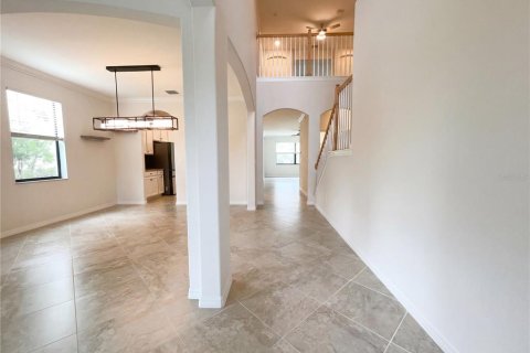 House in Venice, Florida 5 bedrooms, 305.18 sq.m. № 2142522 - photo 8