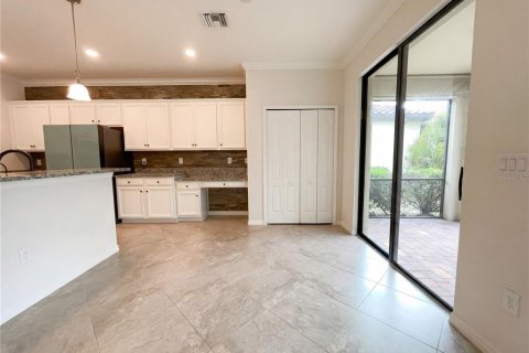 House in Venice, Florida 5 bedrooms, 305.18 sq.m. № 2142522 - photo 15