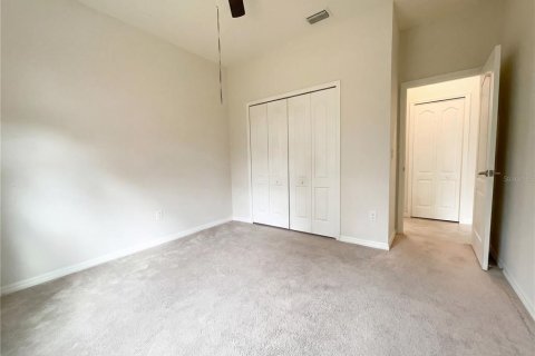 House in Venice, Florida 5 bedrooms, 305.18 sq.m. № 2142522 - photo 5