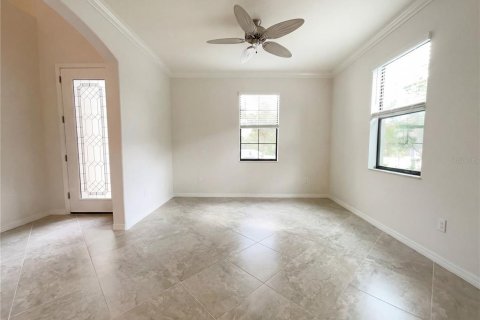 House in Venice, Florida 5 bedrooms, 305.18 sq.m. № 2142522 - photo 3