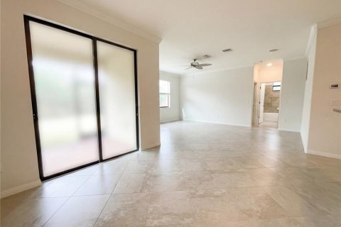 House in Venice, Florida 5 bedrooms, 305.18 sq.m. № 2142522 - photo 16