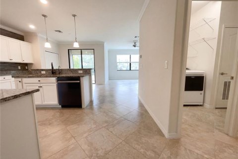 House in Venice, Florida 5 bedrooms, 305.18 sq.m. № 2142522 - photo 12