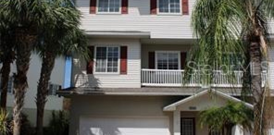 Townhouse in Palmetto, Florida 4 bedrooms, 241.92 sq.m. № 1780727