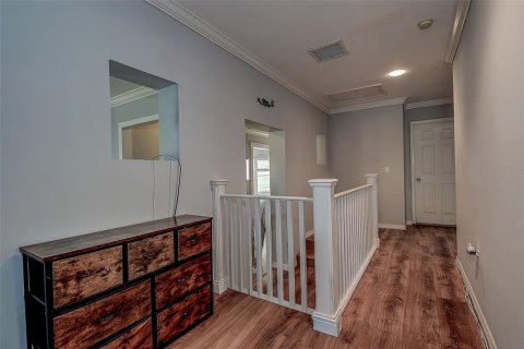 House in Saint Petersburg, Florida 3 bedrooms, 189.06 sq.m. № 2400286 - photo 25
