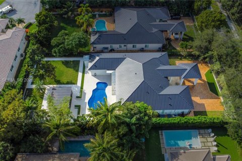 Casa en alquiler en Pinecrest, Florida, 5 dormitorios, 318.65 m2 № 1991416 - foto 10