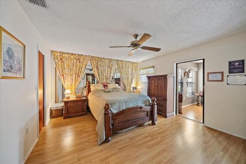 House in Sarasota, Florida 2 bedrooms, 134.8 sq.m. № 2101321 - photo 14