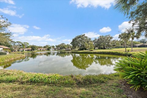 House in Sarasota, Florida 2 bedrooms, 134.8 sq.m. № 2101321 - photo 28
