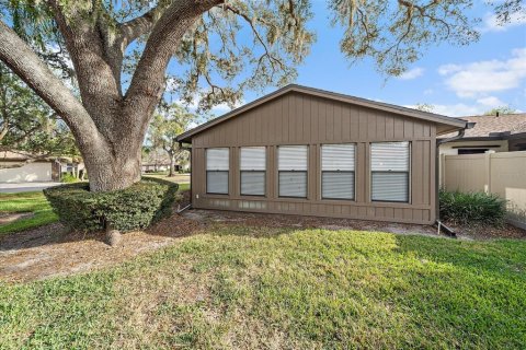 House in Sarasota, Florida 2 bedrooms, 134.8 sq.m. № 2101321 - photo 24