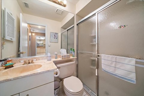 House in Sarasota, Florida 2 bedrooms, 134.8 sq.m. № 2101321 - photo 18