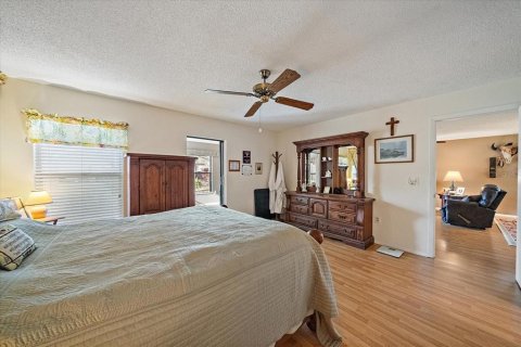 House in Sarasota, Florida 2 bedrooms, 134.8 sq.m. № 2101321 - photo 16