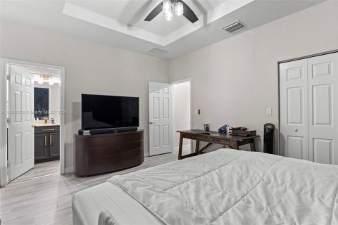 Touwnhouse à vendre à Miami, Floride: 3 chambres, 151.9 m2 № 1952821 - photo 20