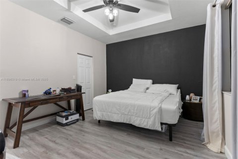 Touwnhouse à vendre à Miami, Floride: 3 chambres, 151.9 m2 № 1952821 - photo 19